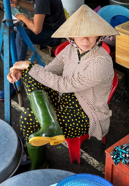 Nón lá ( conical hat ) , Vietnam.
